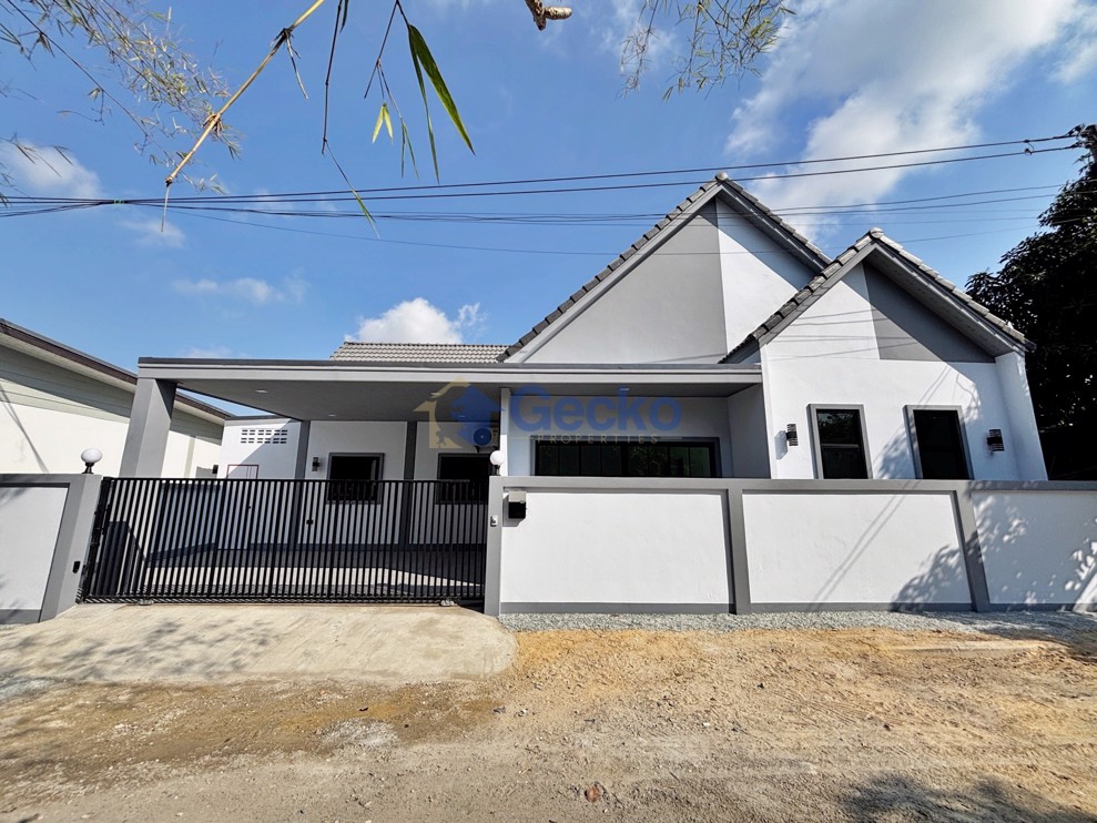 3 Bedrooms House  Huay Yai H013162 (Cover Photo)