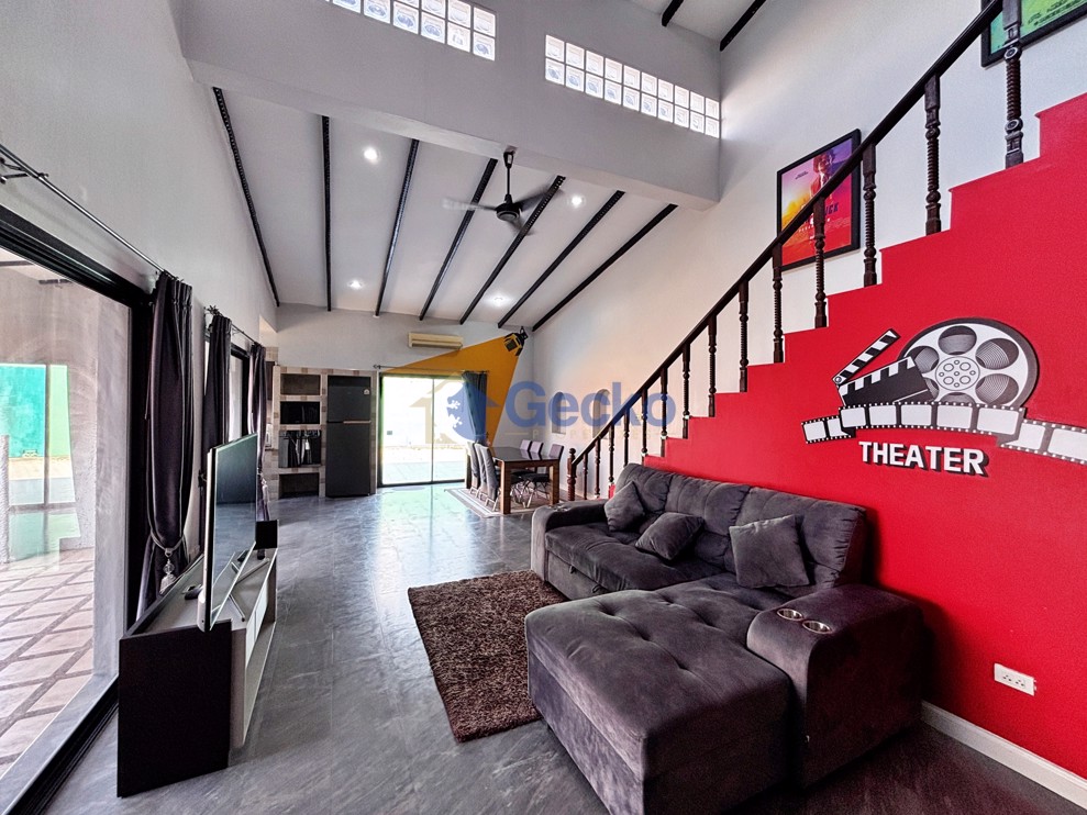 3 Bedrooms House in Palm Spring Housing  East Pattaya H013166 (Photo 2)