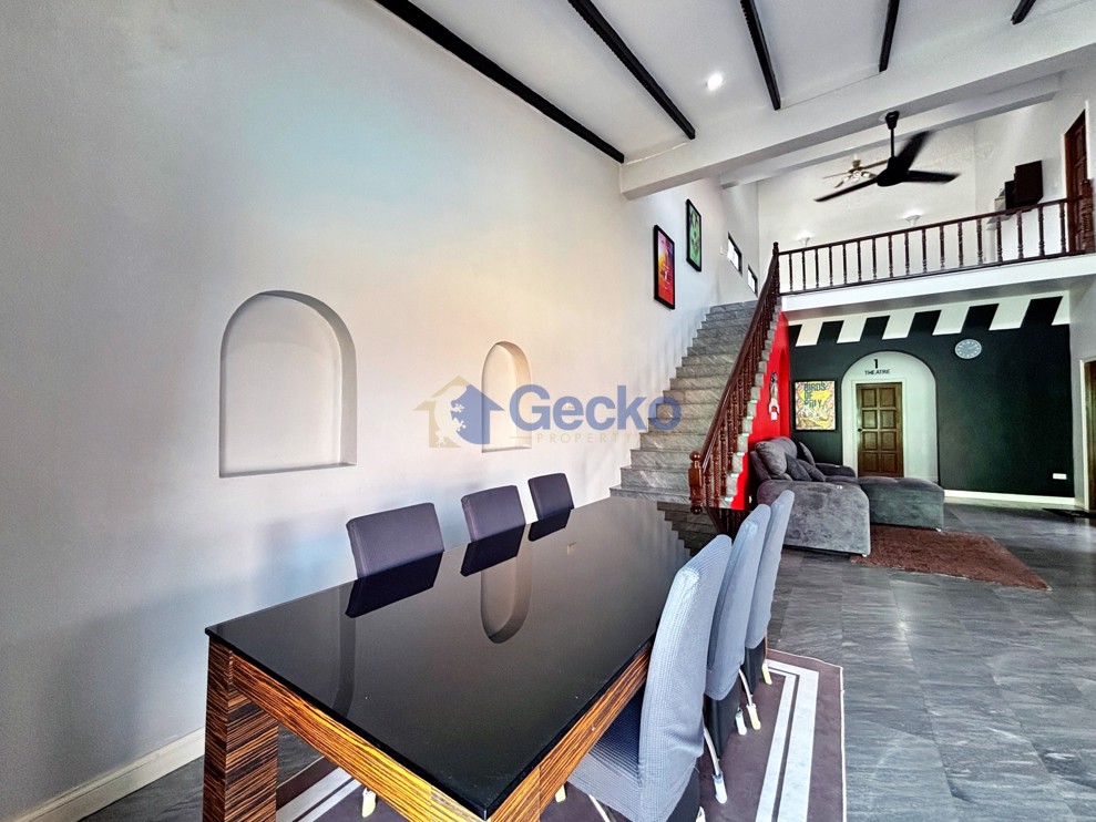 3 Bedrooms House in Palm Spring Housing  East Pattaya H013166 (Photo 3)