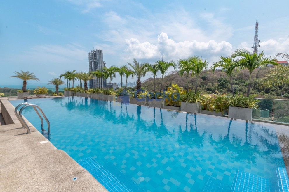 1 Bedroom Condo in The Point Pratumnak C009830 (Photo 2)