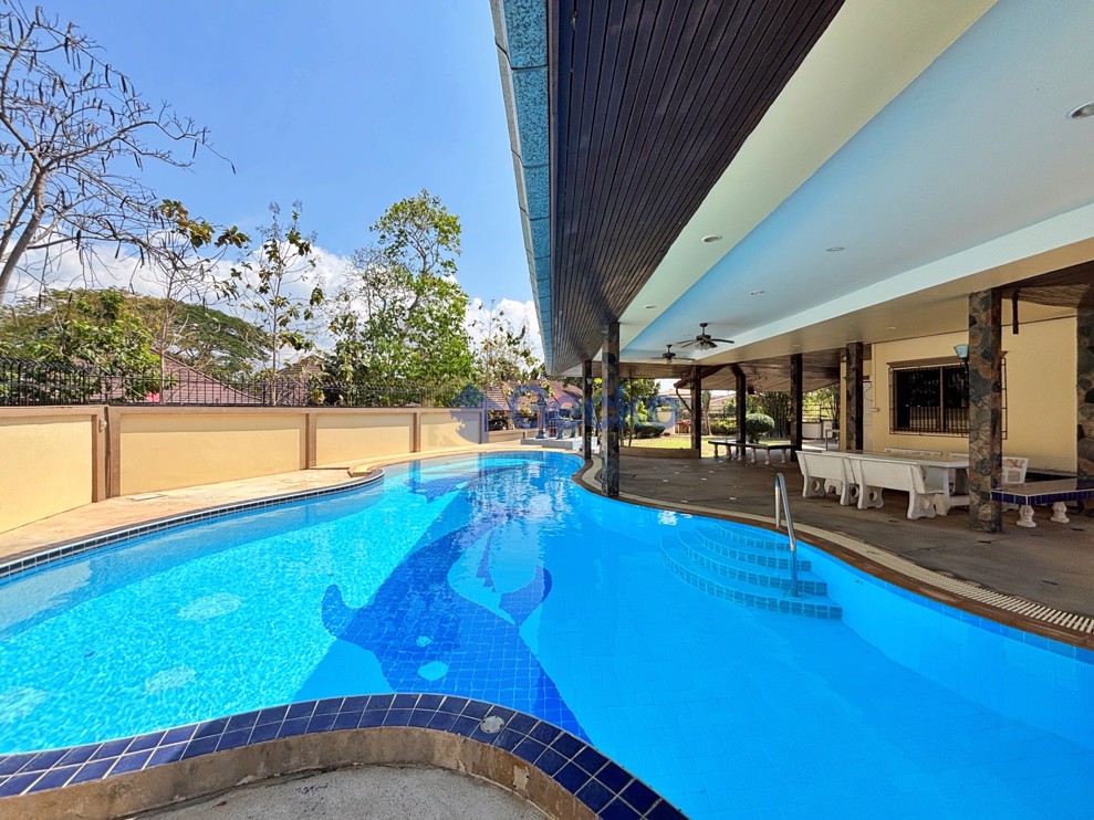 3 Bedrooms House in Pattaya Land & House  East Pattaya H006324 (Photo 4)