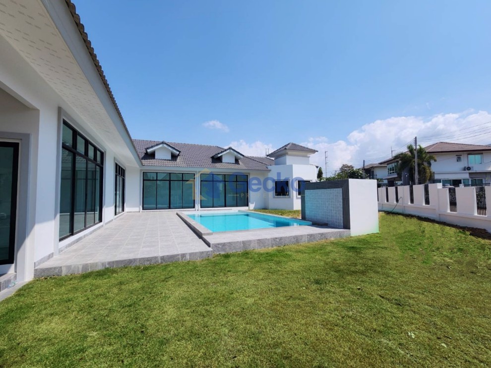 3 Bedrooms House in Paradise Villa 3  East Pattaya H013170 (Photo 3)