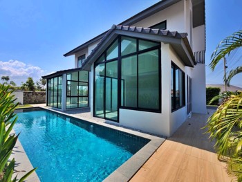 4 Bedrooms House in Paradise Villa 3  East Pattaya H013171