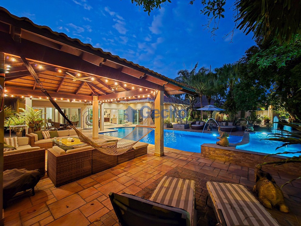 6 Bedrooms House in Sedona Villas  East Pattaya H013190 (Photo 4)