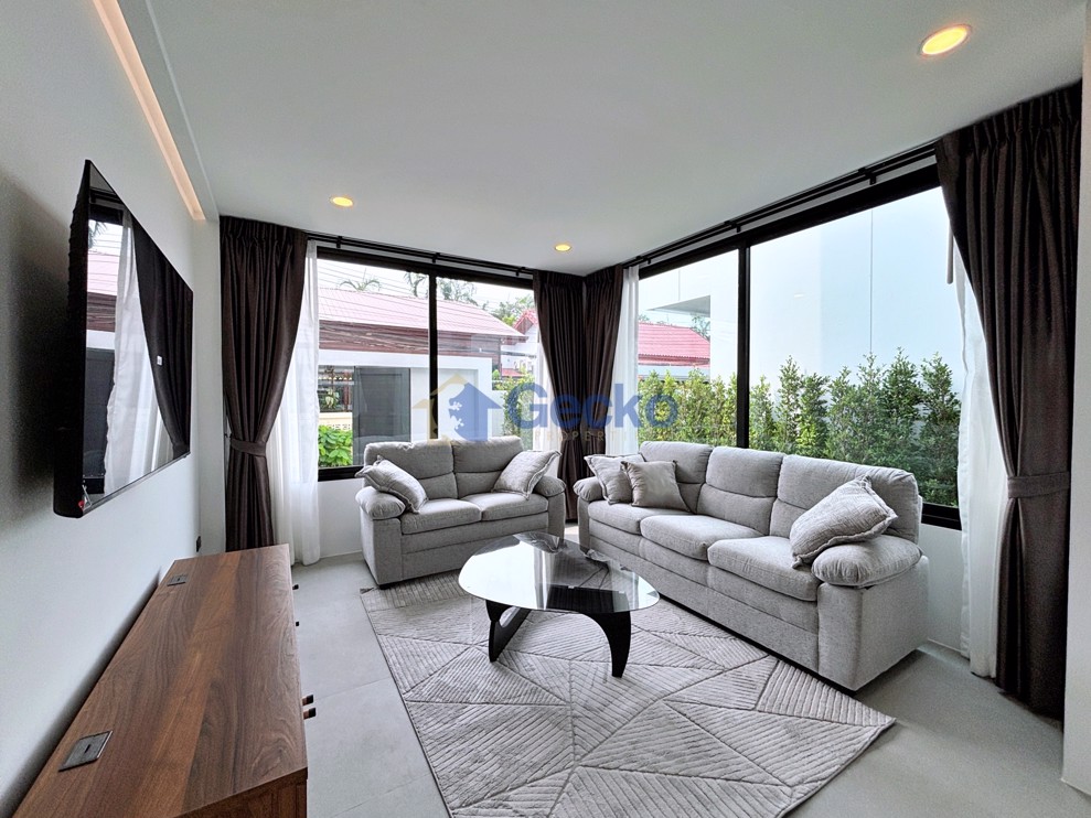 3 Bedrooms House  Na Kluea H013194 (Photo 2)