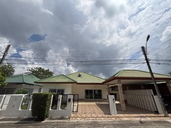 3 Bedrooms House in SP Village 5  East Pattaya H013200