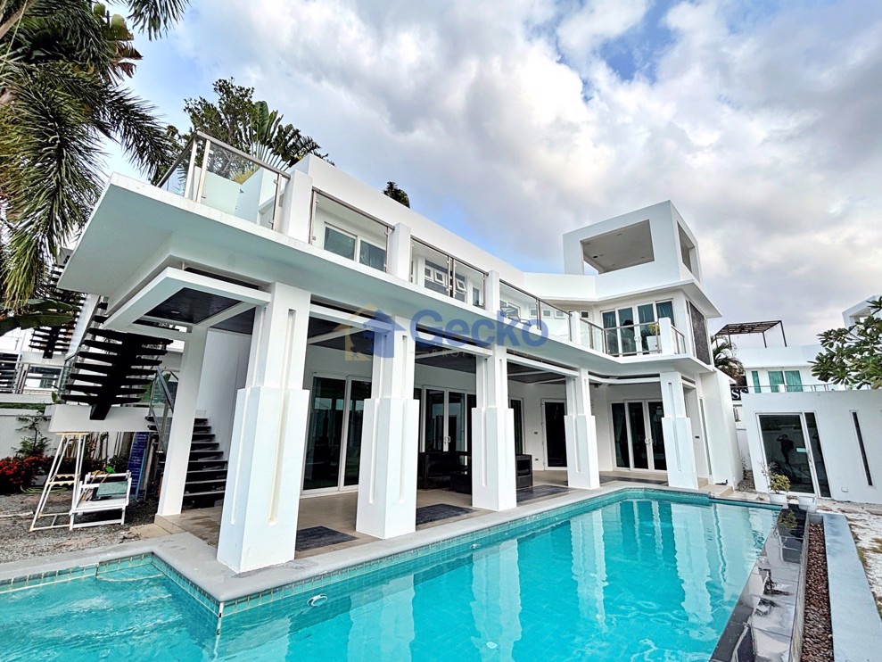 4 Bedrooms House in Palm Oasis Pool Villas  Jomtien H008920 (Cover Photo)