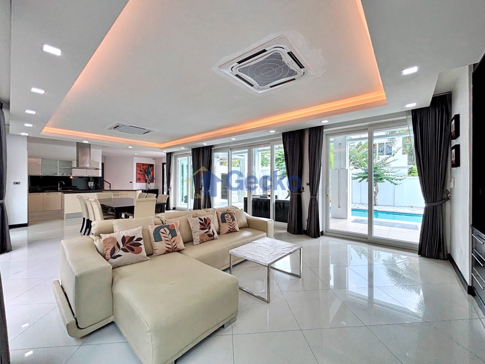 4 Bedrooms House in Palm Oasis Pool Villas  Jomtien H008920 (Photo 1)