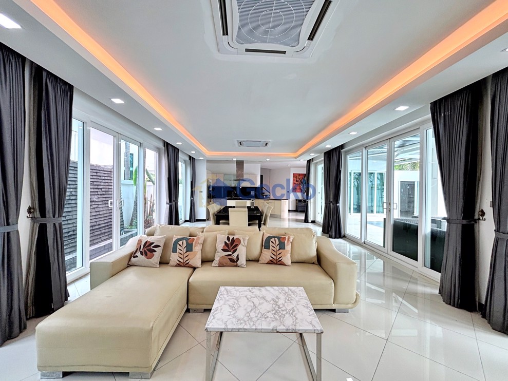 4 Bedrooms House in Palm Oasis Pool Villas  Jomtien H008920 (Photo 3)