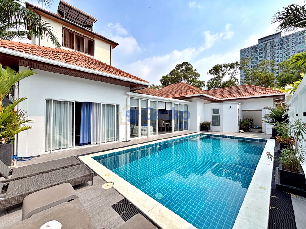 3 Bedrooms House in Majestic Residence  Pratumnak H009129 (Cover Photo)