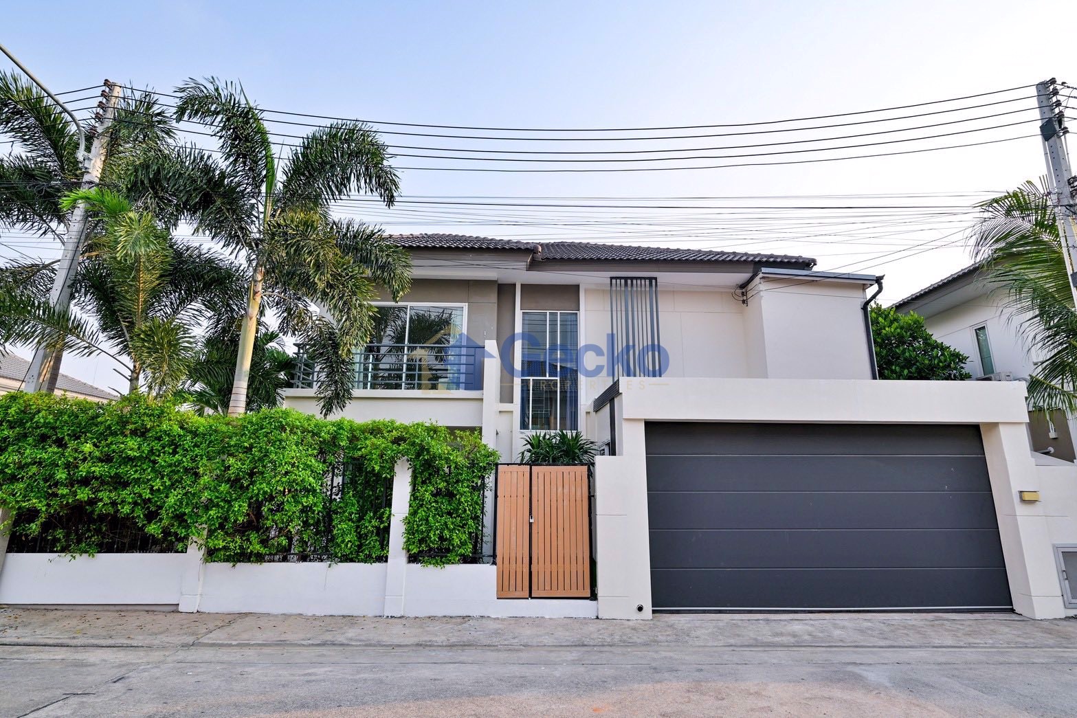 2 Bedrooms House in Baan Pruksa Nara Chaiyapruk2-Jomtien  East Pattaya H013211