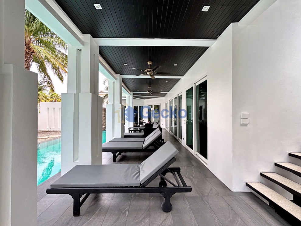 5 Bedrooms House in Palm Oasis Pool Villas  Jomtien H013216 (Photo 1)