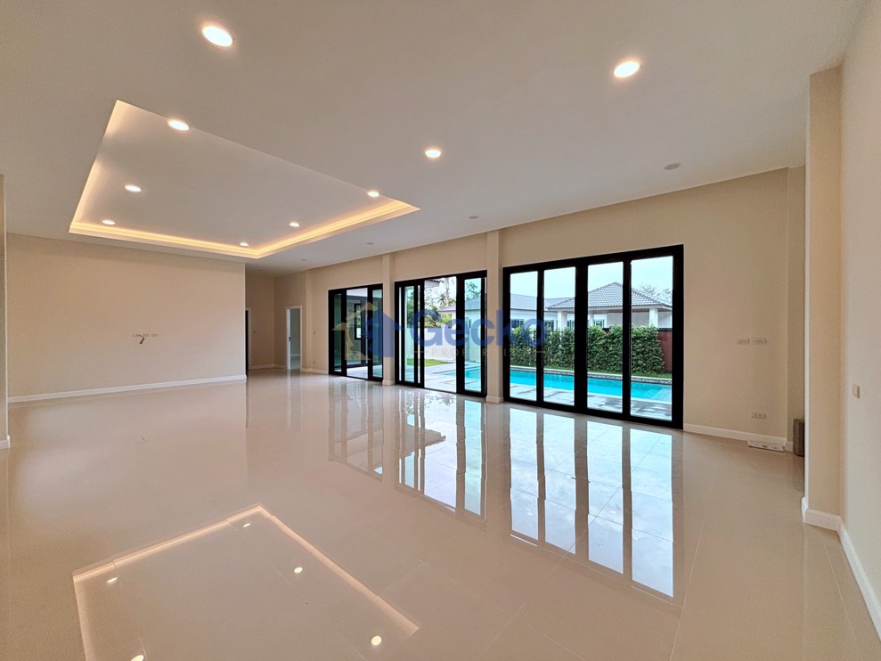 3 ห้องนอน บ้าน in Garden Ville 9  พัทยาตะวันออก H013226 (Photo 2)
