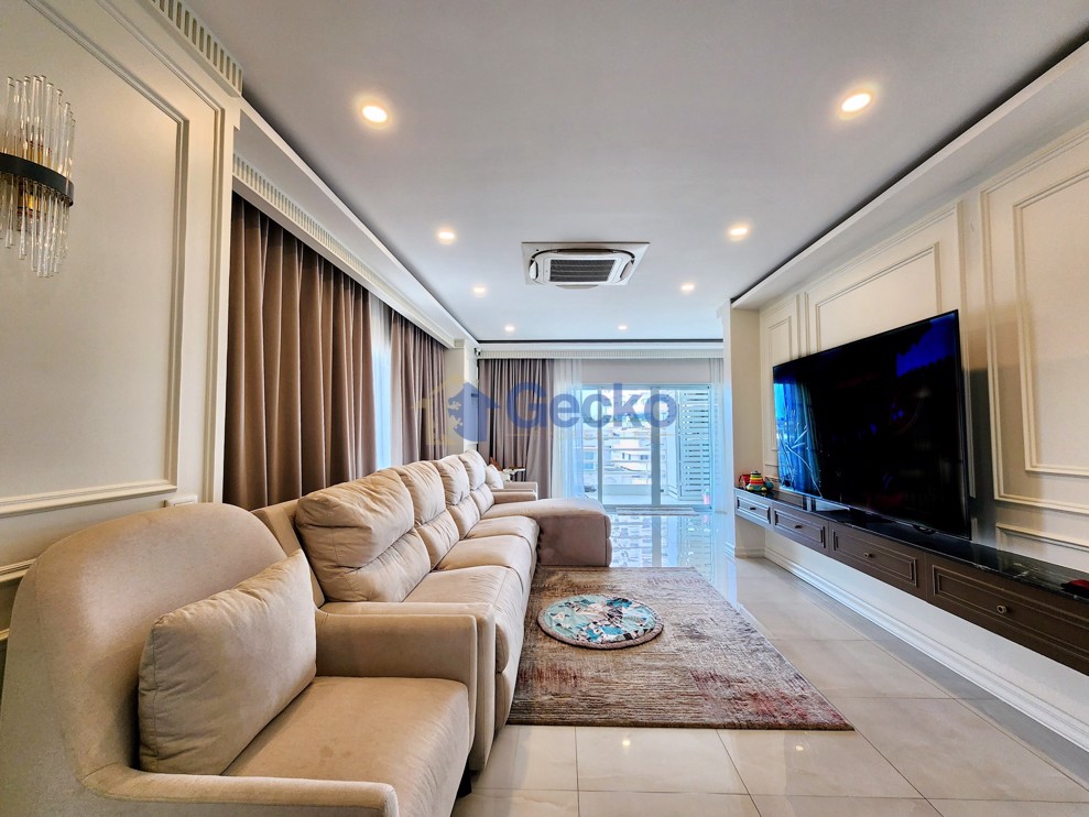 2 Bedrooms Condo in View Talay 8 Jomtien C008971 (Photo 3)