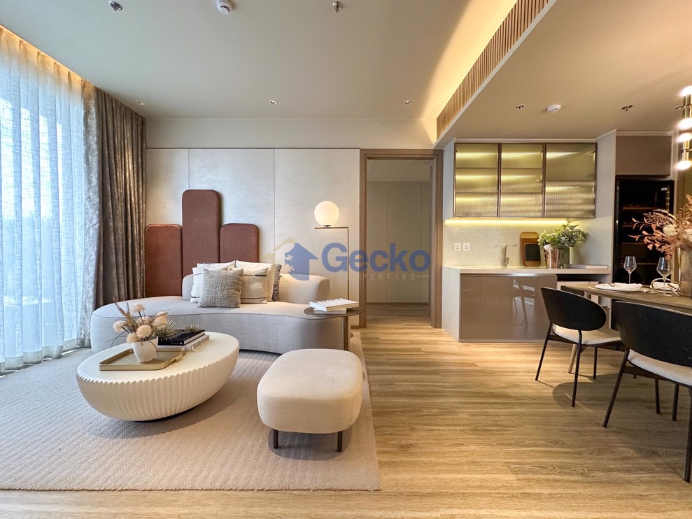 2 Bedrooms Condo in Arom Jomtien Jomtien C013248 (Photo 2)