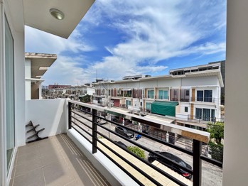 3 Bedrooms House in Supalai Ville  South Pattaya H013249