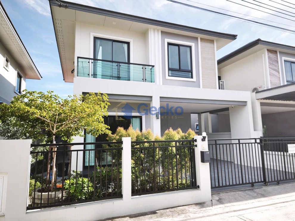 3 Bedrooms House in The Grand 9 by PMC  East Pattaya H013230 (Cover Photo)