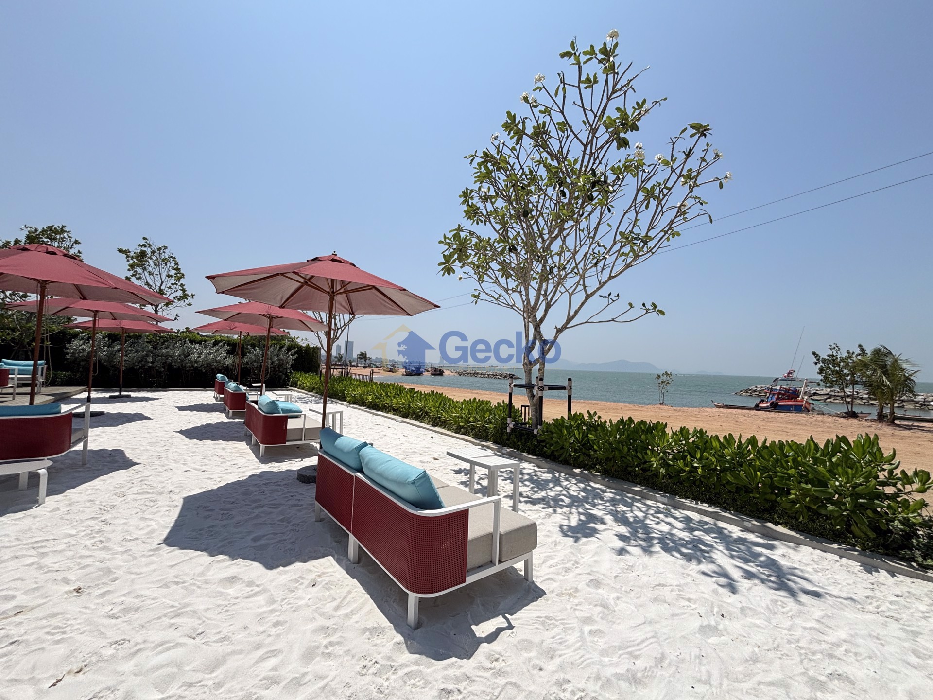 2 Bedrooms Condo in The Panora Estuaria Na Jomtien C011770