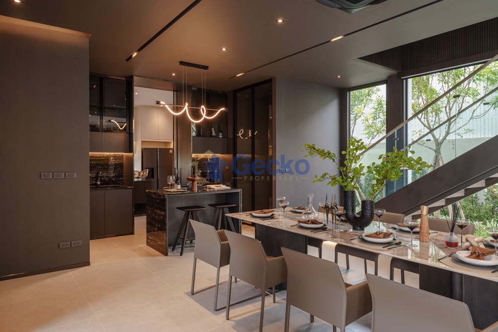 4 ห้องนอน บ้าน in Cascade  พัทยาตะวันออก H011992 (Photo 2)