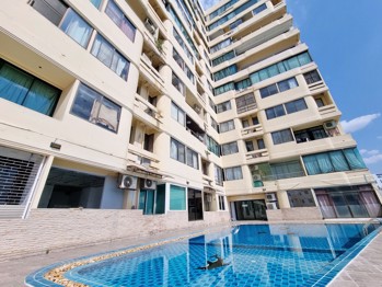 Studio Condo in Thep Thip Mansion Pratumnak C013264