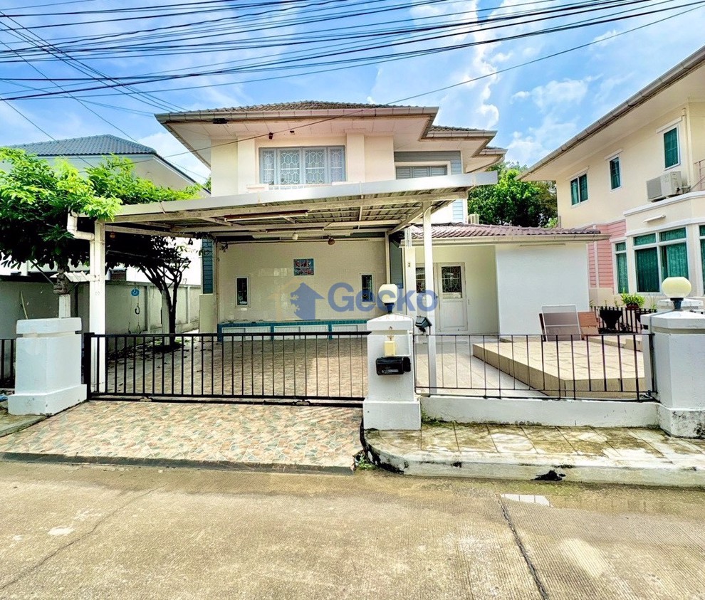 4 Bedrooms House in Baan Suan Lalana  Jomtien H013280 (Cover Photo)