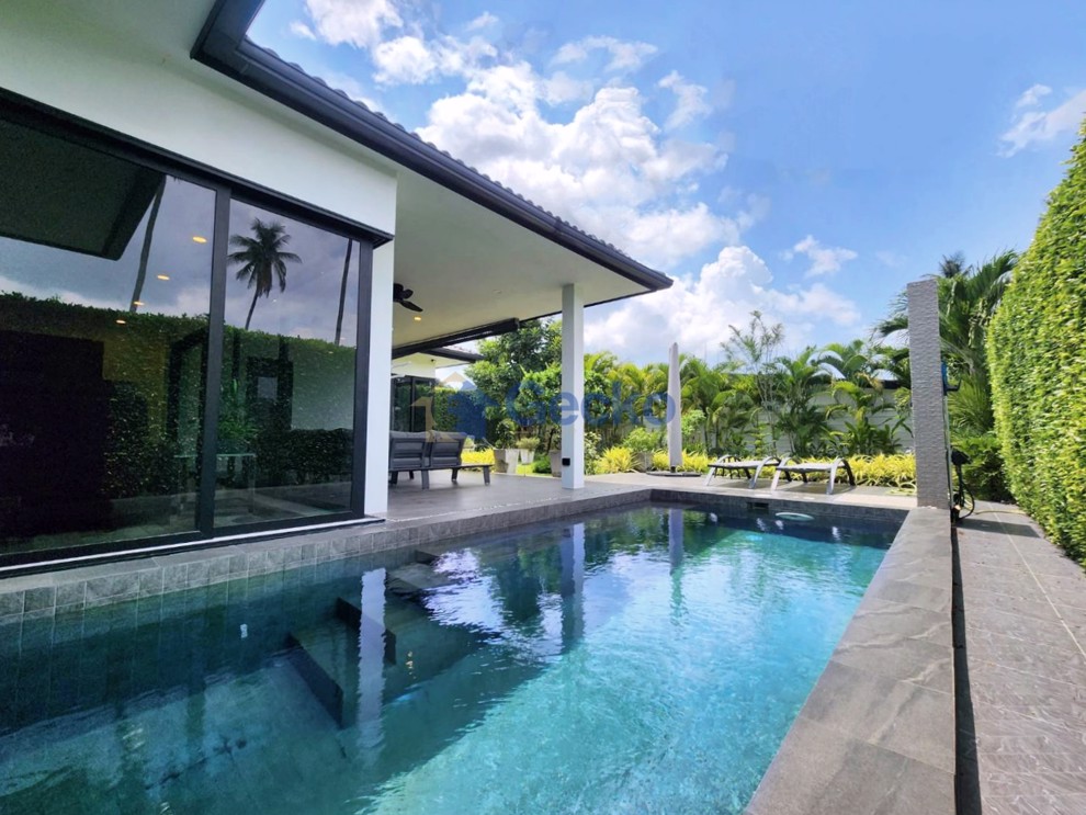 3 Bedrooms House in Sunside Residences  Huay Yai H013293 (Photo 1)