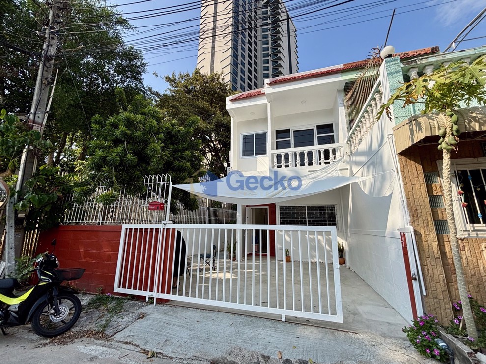 2 Bedrooms House  Na Kluea H013298 (Cover Photo)
