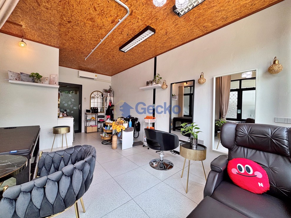 3 Bedrooms House in Wiztown Pattaya-Khao Talo  East Pattaya H013303 (Photo 4)
