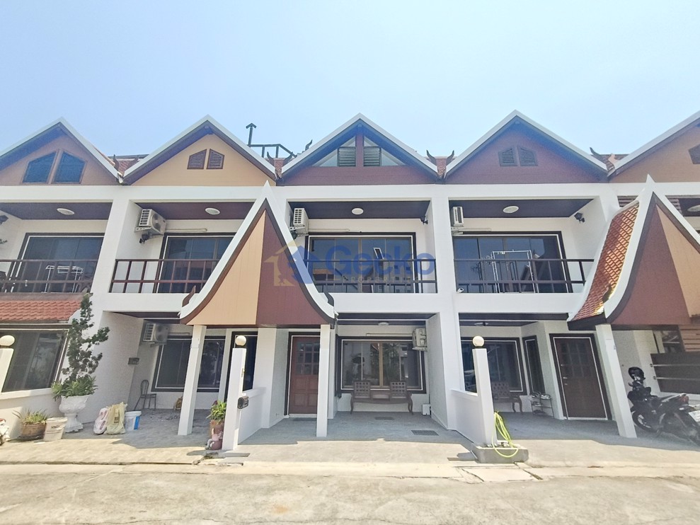 4 Bedrooms House in Corrib Village  Pratumnak H013304 (Cover Photo)