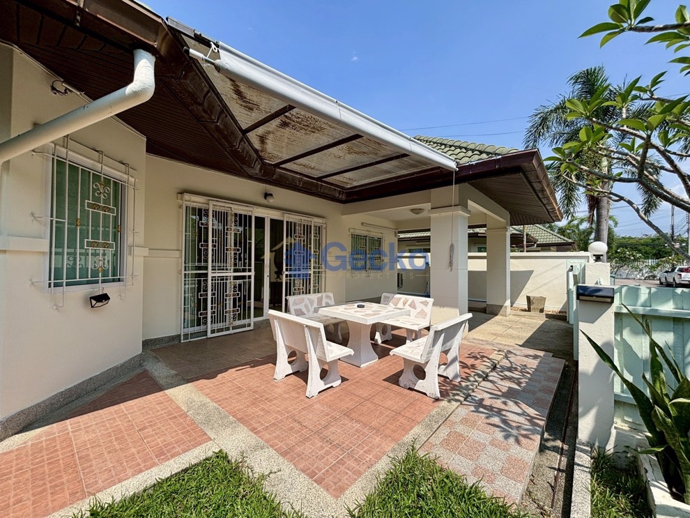 3 Bedrooms House in Green Field Villa 3  East Pattaya H013306 (Photo 1)