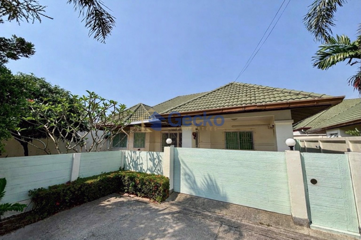3 Bedrooms House in Green Field Villa 3  East Pattaya H013306