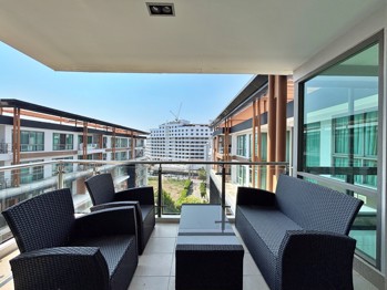 2 Bedrooms Condo in The Urban Central Pattaya C013312