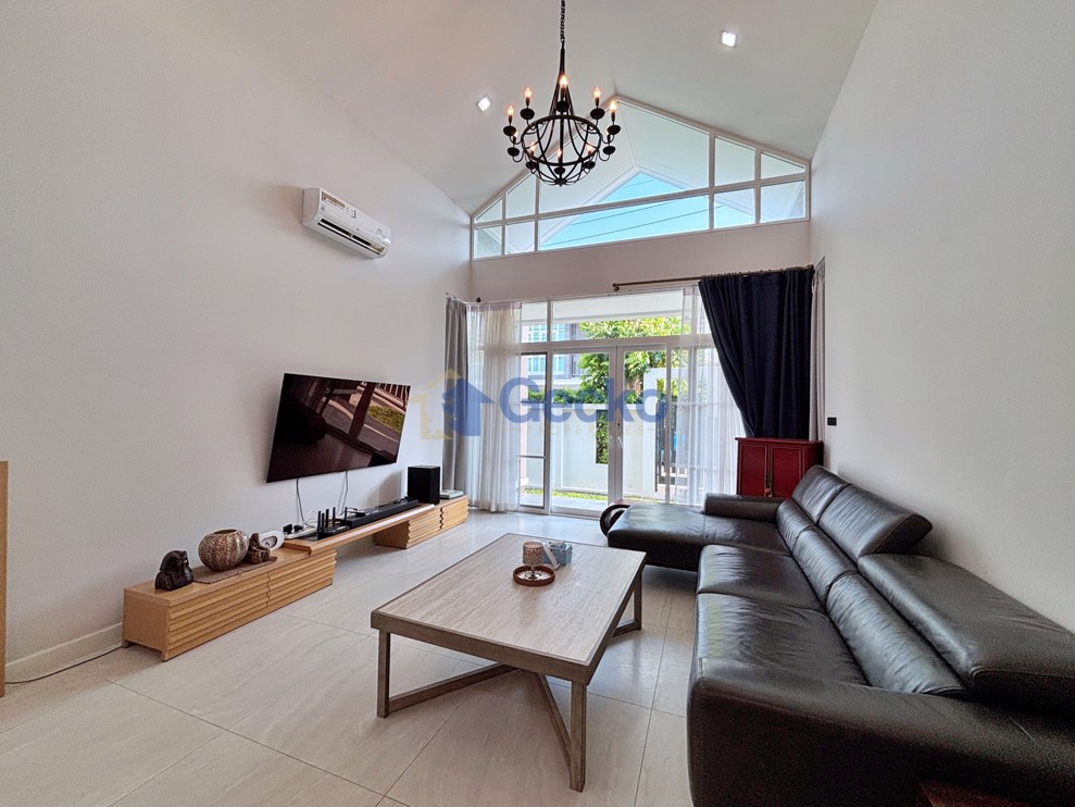 3 Bedrooms House in Patta Prime  East Pattaya H013314 (Photo 3)