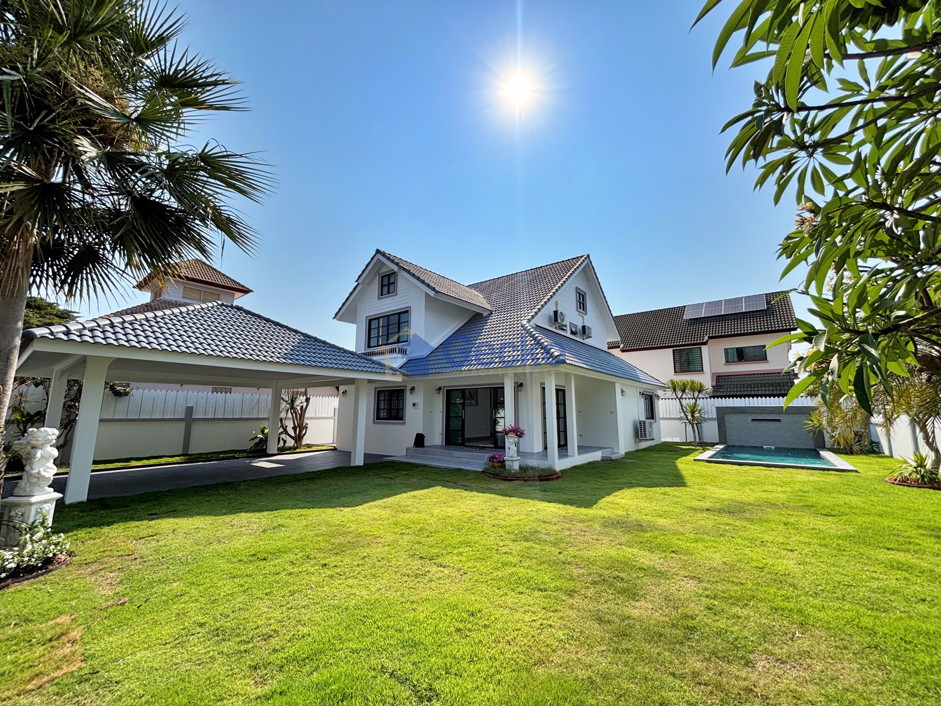 4 Bedrooms House in  Central Park  5 Village East Pattaya H013291