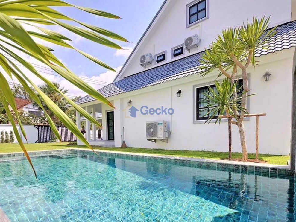 4 Bedrooms House in  Central Park  5 Village East Pattaya H013291 (Photo 2)