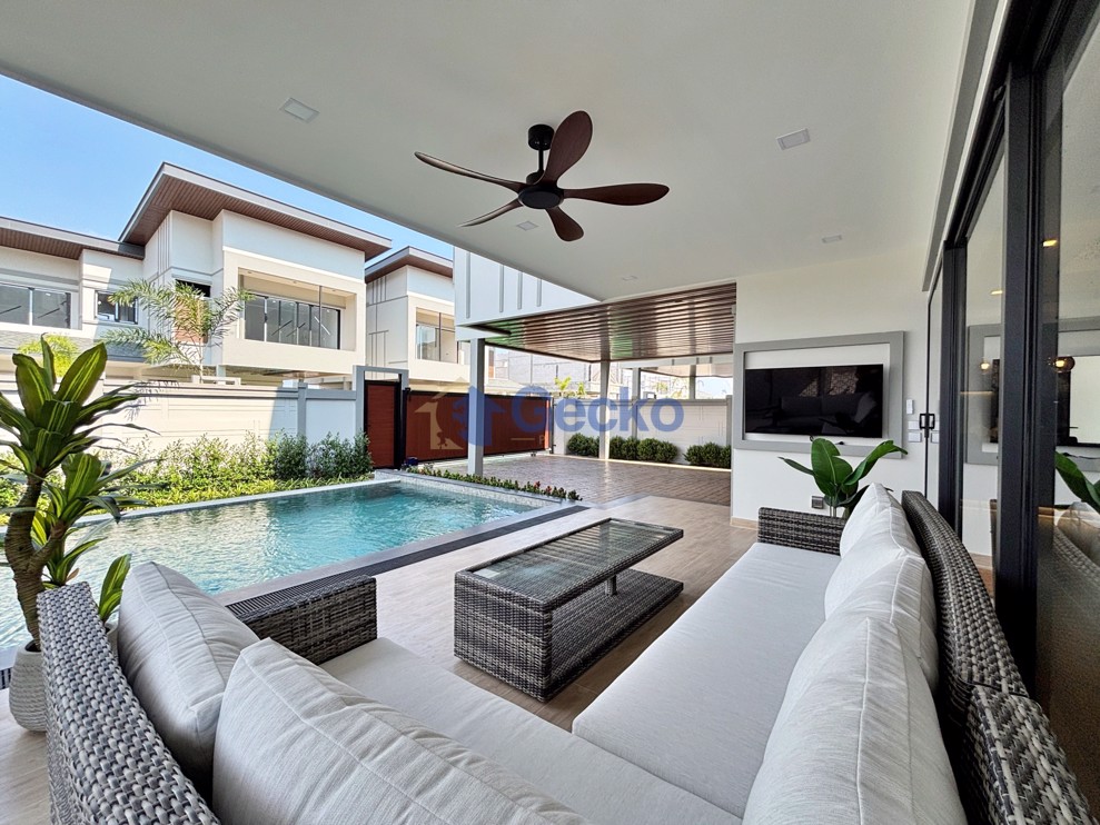 3 Bedrooms House in Zensiri Estate & Residences Jomtien  Jomtien H012055 (Photo 3)