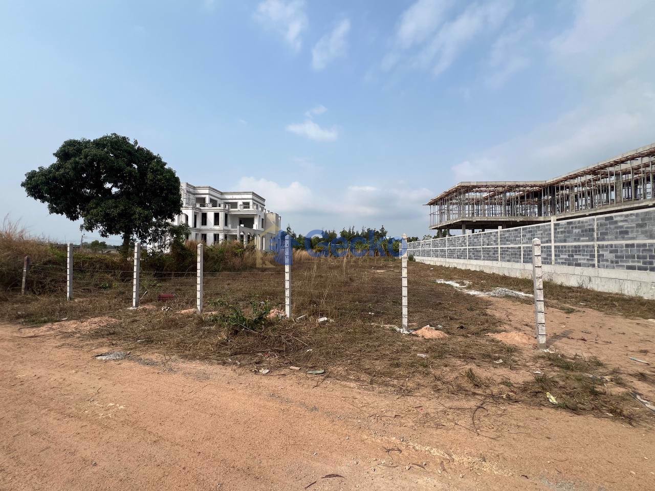 Land available in East Pattaya L013325