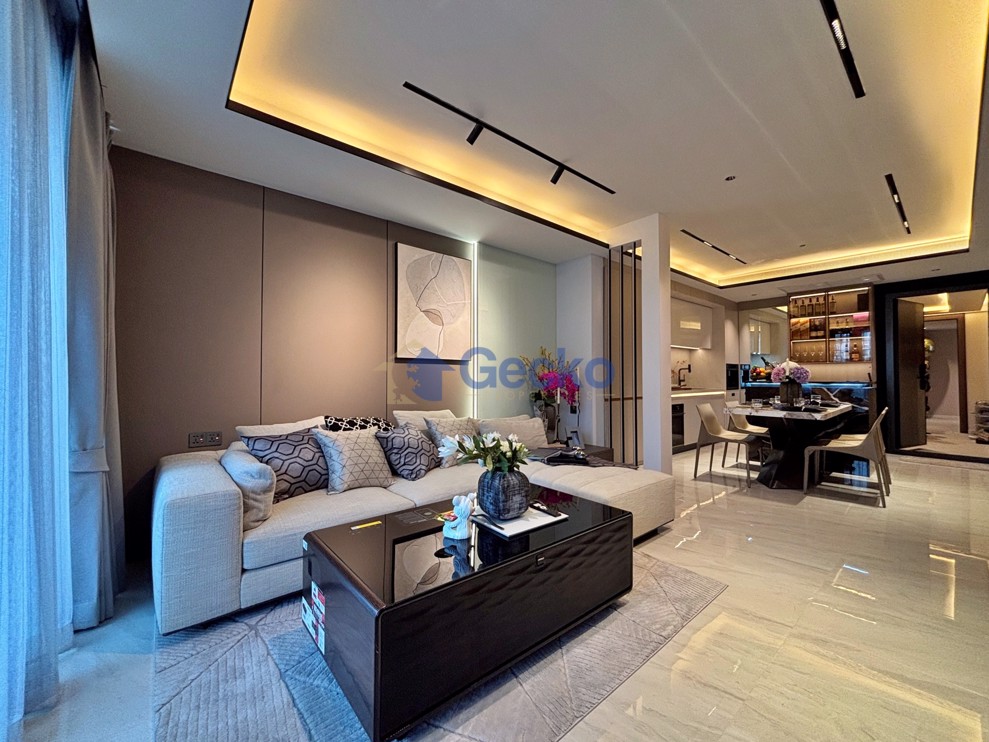 2 Bedrooms Condo in Sea Sky by Sands Pratumnak C013343 (Photo 1)