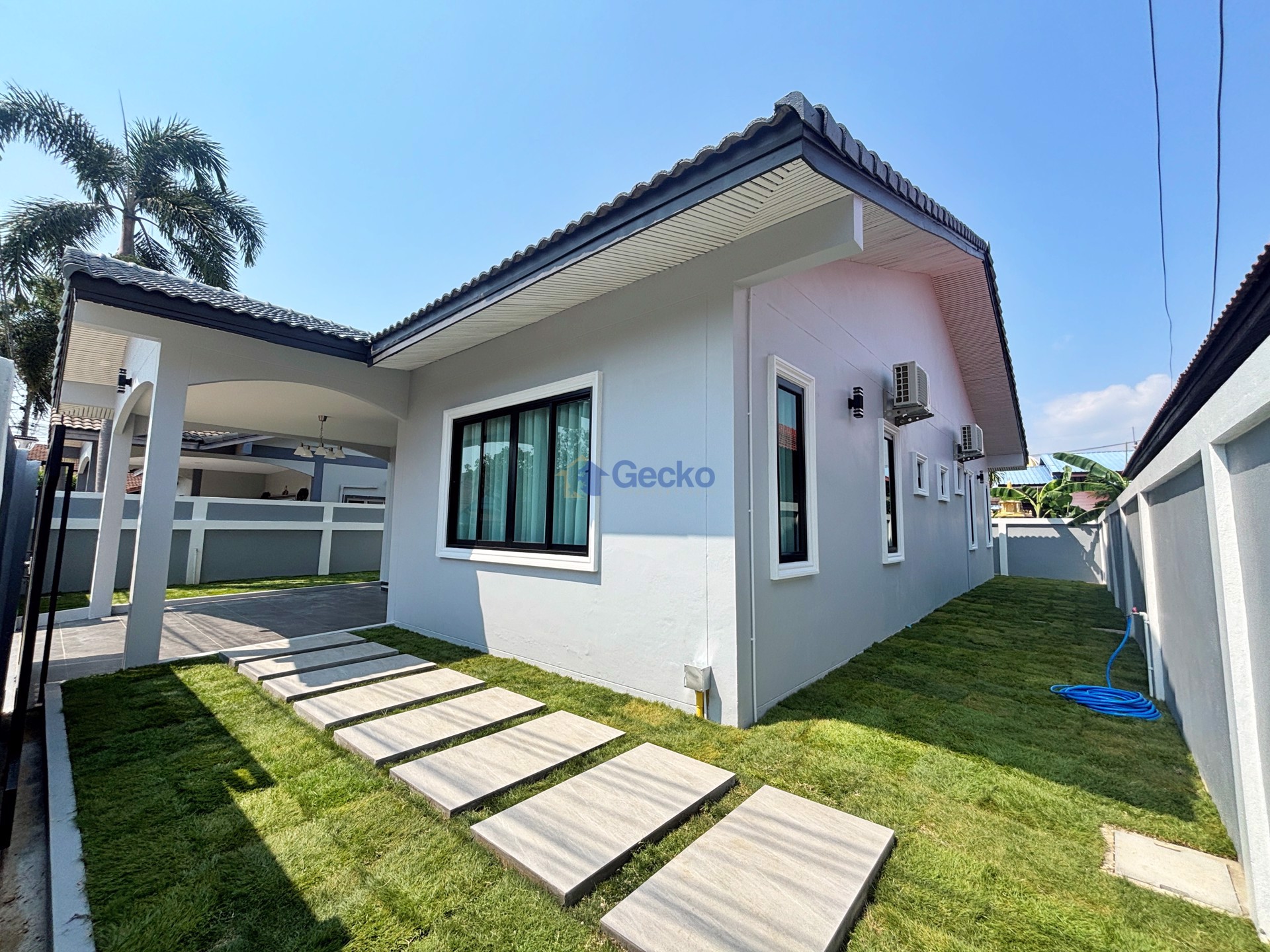 3 Bedrooms House in SP Village 1  East Pattaya H013345