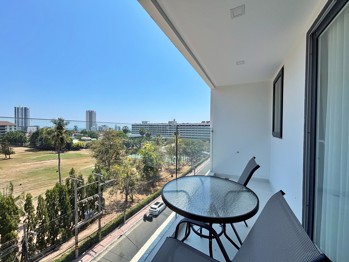 3 Bedrooms Condo in Key Residence Condo Pratumnak C013369
