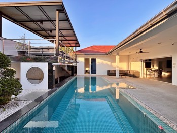5 Bedrooms House in The Regent Estate Village 2  East Pattaya H010220