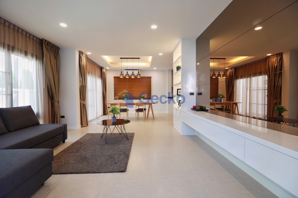 3 Bedrooms House in Patta Prime  East Pattaya H008829 (Photo 4)