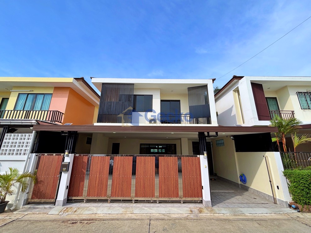3 Bedrooms House in The Delight Cozy  East Pattaya H013401 (Cover Photo)