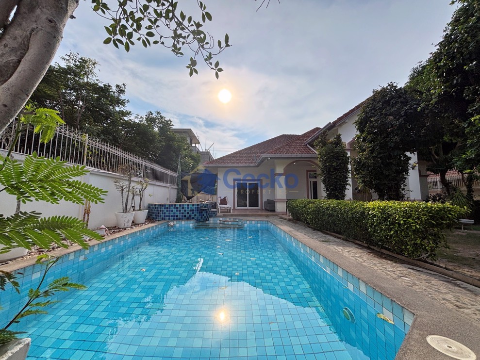 3 Bedrooms House  Jomtien H013407 (Photo 1)