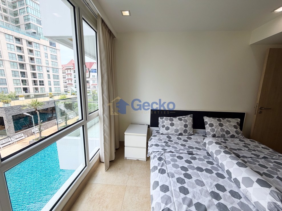 1 Bedroom Condo in The Cliff Pratumnak C010839 (Photo 3)