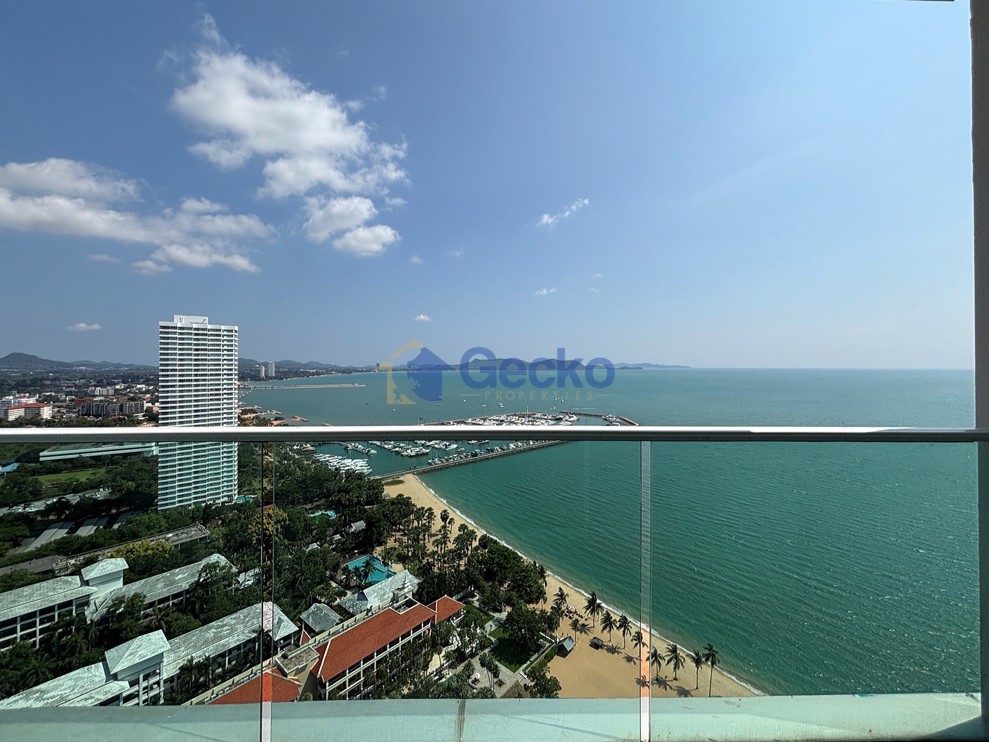 2 Bedrooms Condo in  Movenpick White Sand Beach Pattaya Na Jomtien C013414 (Cover Photo)