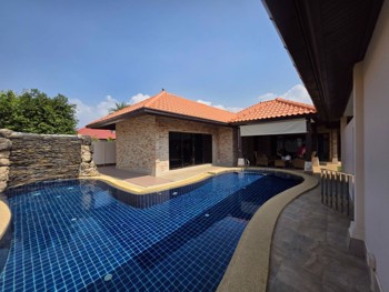 4 Bedrooms House in Baan Balina 2  Huay Yai H013411