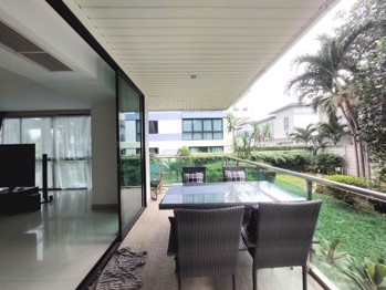 2 Bedrooms Condo in The Park Jomtien Jomtien C013423