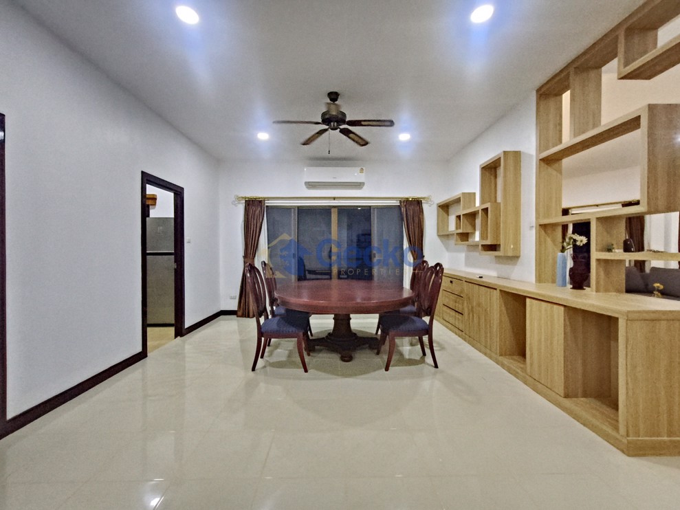 3 Bedrooms House in SP Village 3  East Pattaya H013427 (Photo 4)