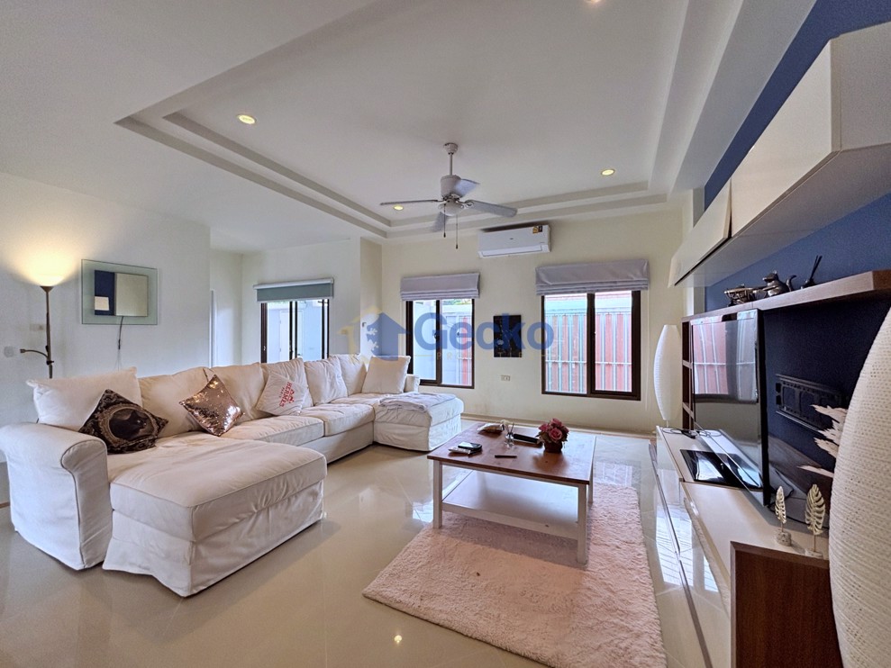 3 ห้องนอน บ้าน in Lalique Residences  ห้วยใหญ่ H013430 (Photo 4)